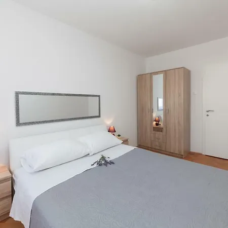 Appartamento Bordura Zara